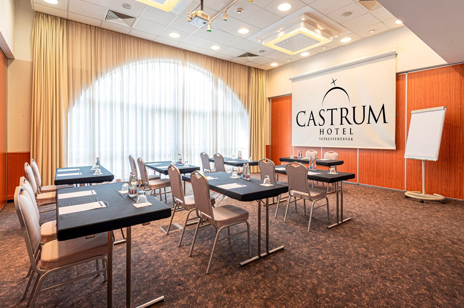 Castrum מלון