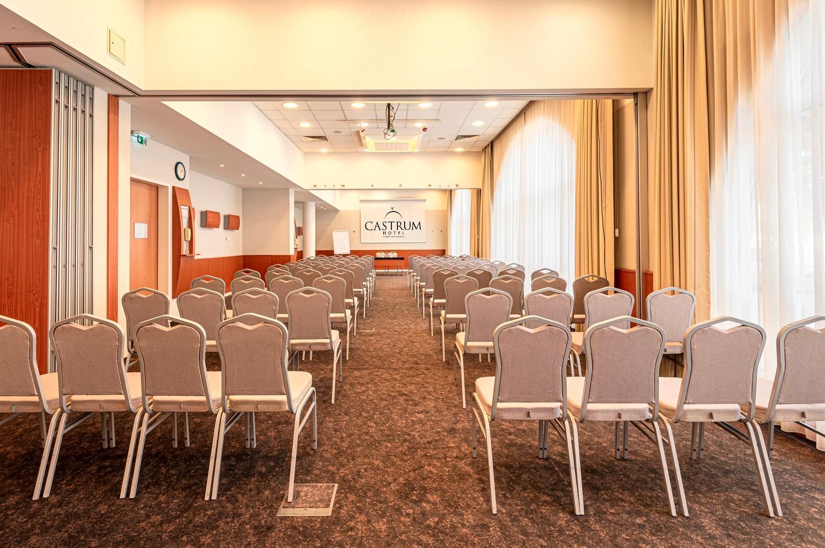 Novotel 4*