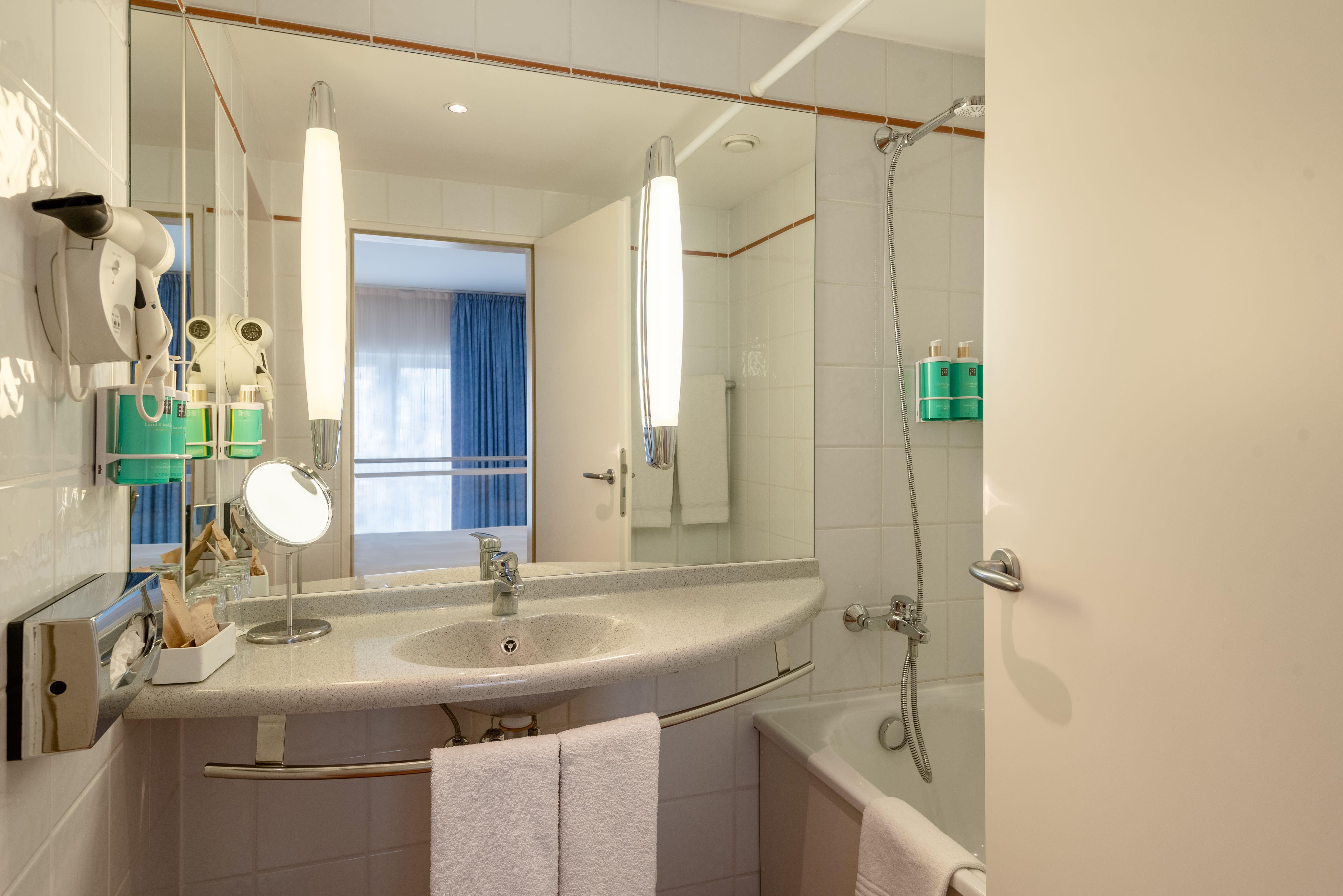 Novotel
